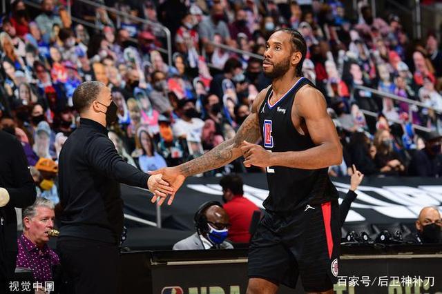 球队陷入困 球队陷入困