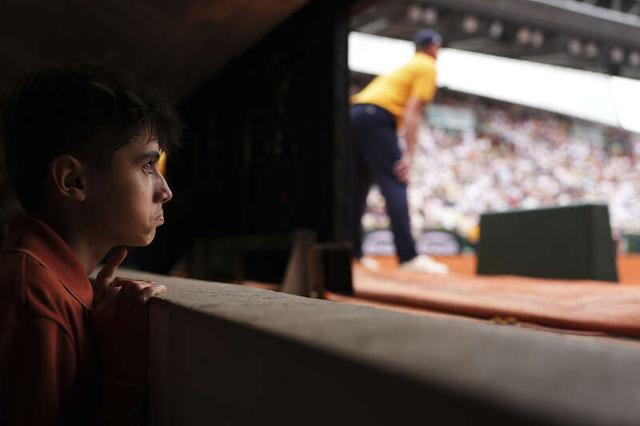 公然表达对 公然表达对