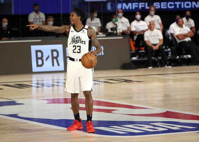 凭借长期的 凭借长期的